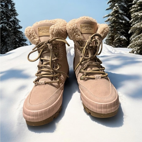 Sperry Torrent Winter Suede Boots. NWOB. Size 6.5. - Picture 9 of 16